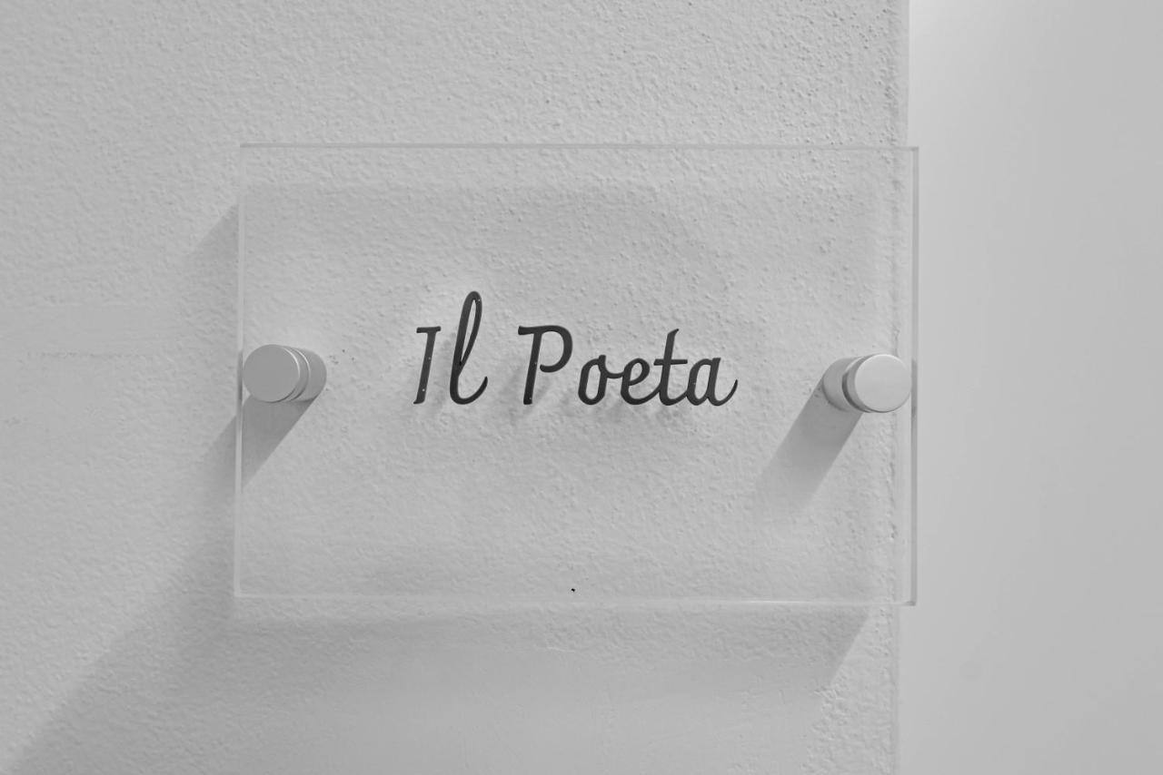 パドヴァPalazzo '900 Design Flats - Il Poetaアパートメント エクステリア 写真
